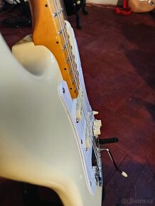 Vypiplanej Stratocaster SX - 2