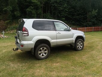 Toyota lancruiser 120 - 2