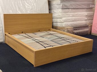 Postel IKEA MALM 180x200 bez matrace + 2 šuplíku - 2
