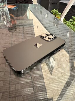 Apple IPhone 16 Pro - 2