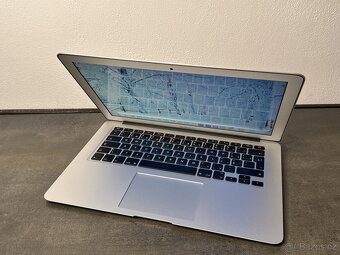 MacBook Air 13" 2015 128GB / i5 / 8GB - DPH - 2
