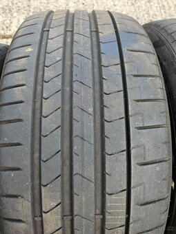 235/35 R20 Pirelli s homologací Tesla - 2