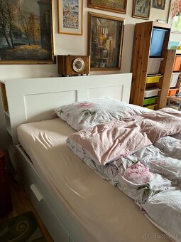 Manželská postel s úložným prostorem + roštem a matrací - 2