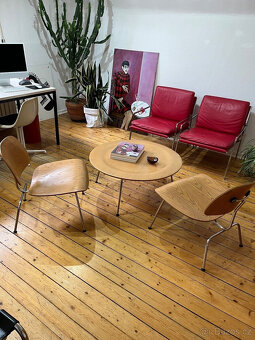 Vitra - Designový stůl a židle od Raye a Charlese Eamesových - 2