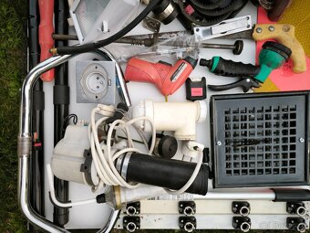 MIX z úklidu garáže, vše za 400 Kč - 2