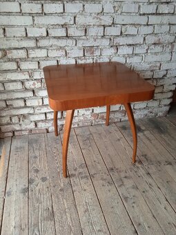 Konferencni stolek / Jindrich Halabala - 2