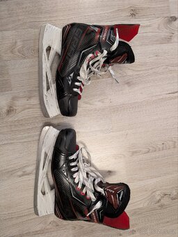 Brusle Graf Ultra 975, vel. 9 - 2