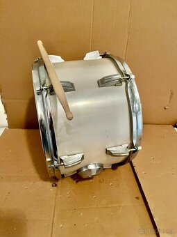 Buben na fandění - 2