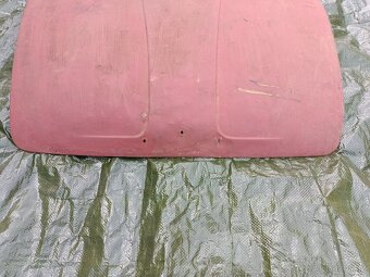 Zadní kapota Škoda 450 Felicie. - 2