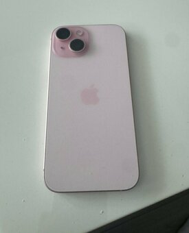 Iphone 15 256 GB - top stav - 2