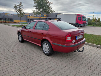 Škoda Octavia 1.6i Ambiente - 2