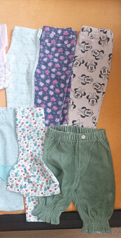 Balíček oblečení pro miminko- holčičku - 2