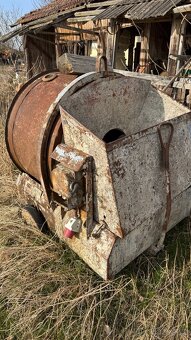 Stavební míchačka UM 150 - 2