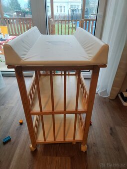 Přebalovací pult - 2