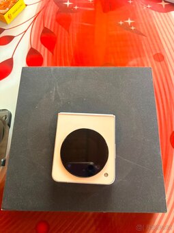 Nubia flip 5G - 2