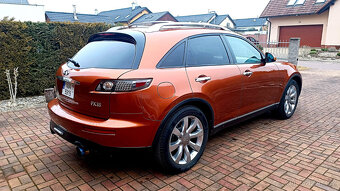 Infiniti FX35 TOP Exkluzivní kus 144 KM - 2