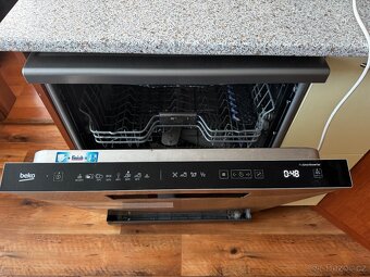 Myčka Beko DEN 38530 XAD - 2