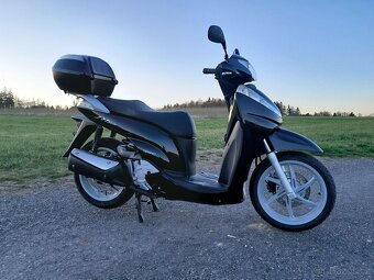 Honda SH 300i - 2