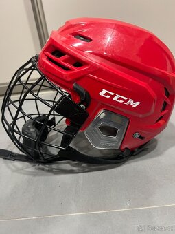 hokejova prilba CCM S210 - 2