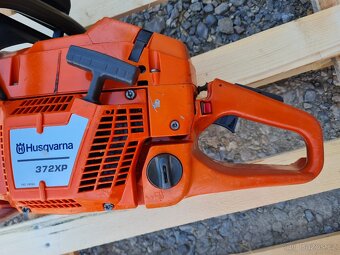 Husqvarna 372xp motorova pila top stav - 2