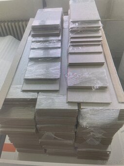 Plovouci podlaha-šedá barva 2x30m2 - 2