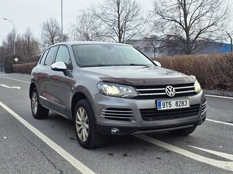 Volkswagen Touareg 3.0 tdi - 2