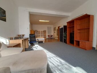 Pronájem bytu 1+1 o 87m² Stará Osada, pro jednu až osoby, pl - 2