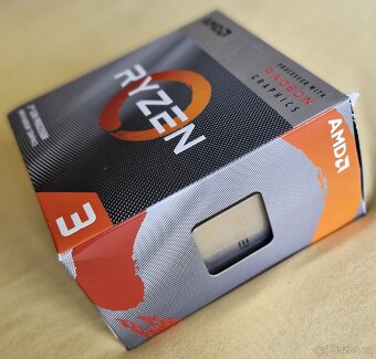 AMD Ryzen 3 3200G - 2