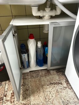 Skříňka pod umyvadlo IKEA - 2