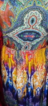 Dámské barevné šaty - 2