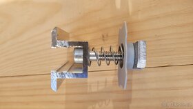 FVE - FISHER - PM C 33-39 předmontovaný úchyt středový - 2