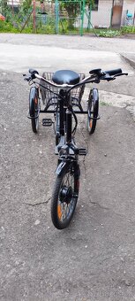 Elektrokolo - tříkolka - 2