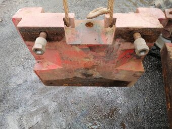 Prodám náhradní díly na DESTA DVHM 3222TM,TMK: - 2