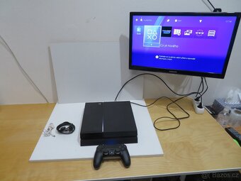 Herní konzole Sony PlayStation 4 - 500GB (CUH-1004A) - 2