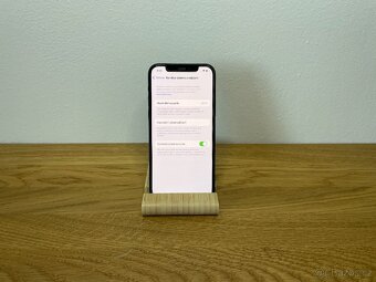 iPhone 12 128GB Black - perfektní stav - 2