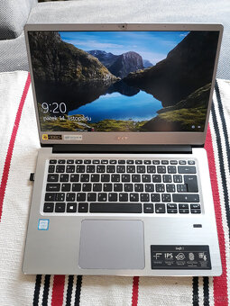 Funknční notebook Acer - 2