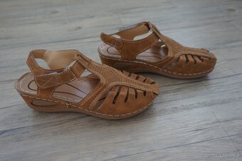 Dámské sandále, vel. 41 NOVÉ - 2