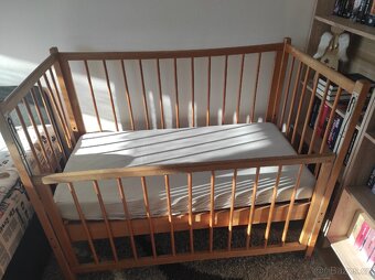 Dětská postýlka - dřevo starší - 2