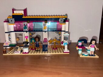 Obchod s modními doplňky - 2