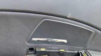 Levý tapec dveří Škoda Superb 2 sounsystem - 2