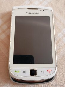 Mobilní telefon Blackberry 9800 - 2