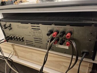 onkyo integra A8250 - 2
