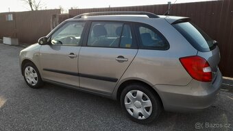 Škoda Fabia 2 Kombi 1.2 HTP 12V 51Kw - 2