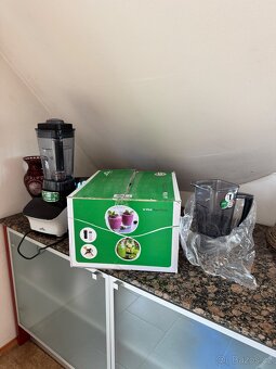 Stolní mixér ETA Vital Blend 1100 90010 černý/bílý - 2