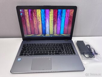 Asus R542U - Core i5-8250U / 16GB DDR4 / Windows 11 - 2