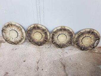 Kryty kol 15 " Mercedes Benz - 2