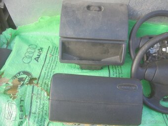 IBIZA , CORDOBA 6K1 ,POLO -volant ,airbag, kastlík - 2