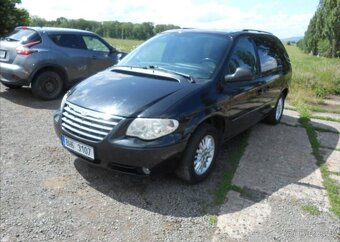 Chrysler Voyager 2,8 110 kW nafta - 2