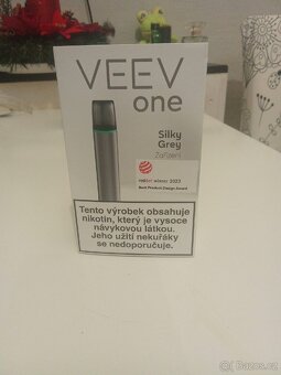 ""VEEV One"Elektronická - 2