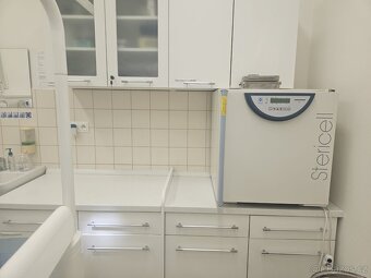 Prodám nábytek z ordinace - 2